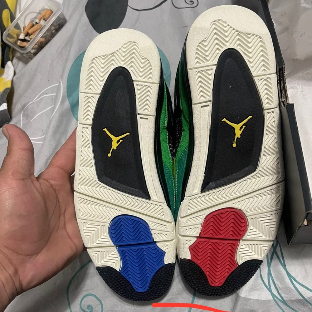 This is jordan 4
